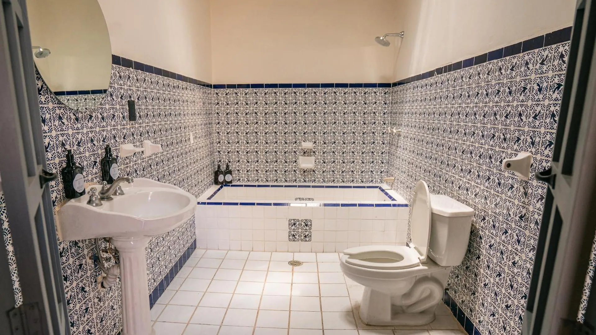 Coliving Chingon Hostel Guadalajara 0*,